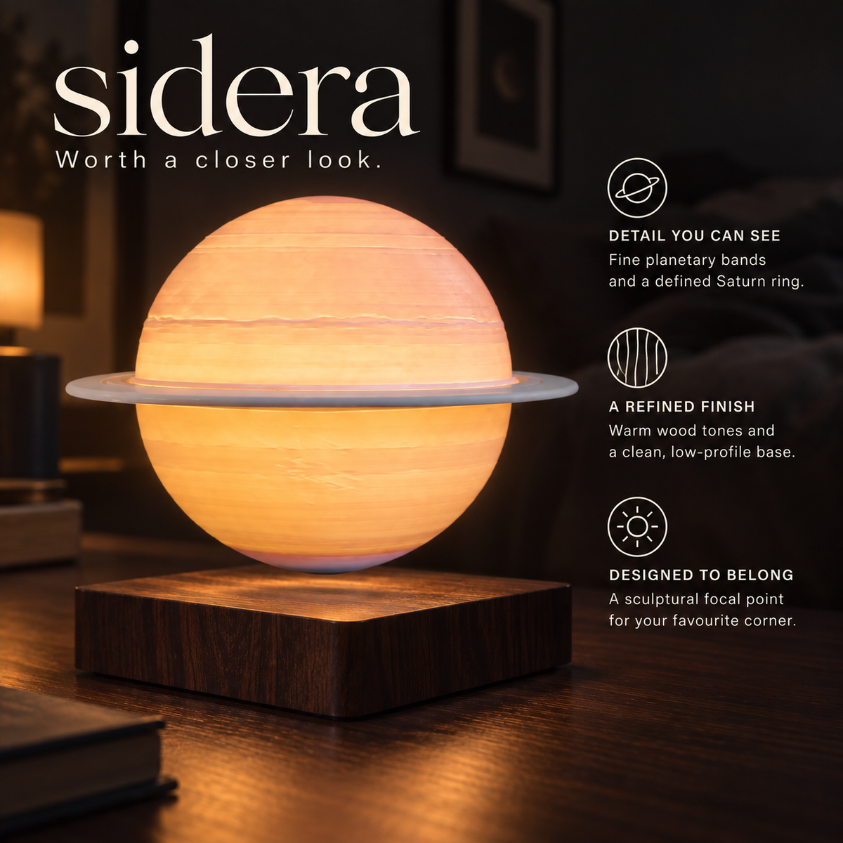 Sidera close-up infographic showing planetary bands, pale ring and low wood-effect base